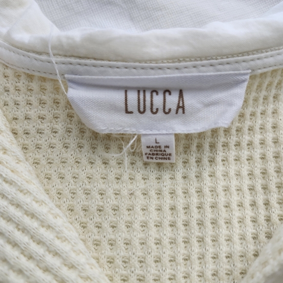 Lucca Size Large Cream Button-Up Women's Cardigan - Picture 6 of 7